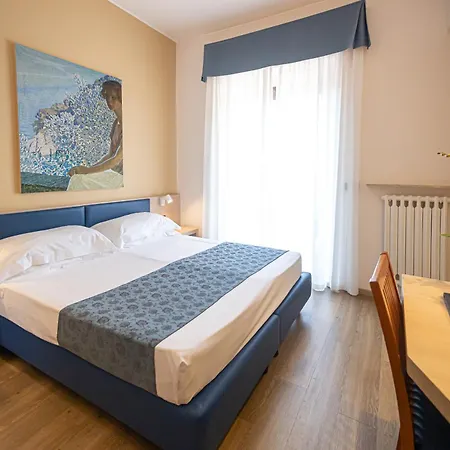 Otel Esperia
