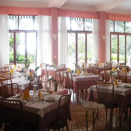 Esperia Otel 3*