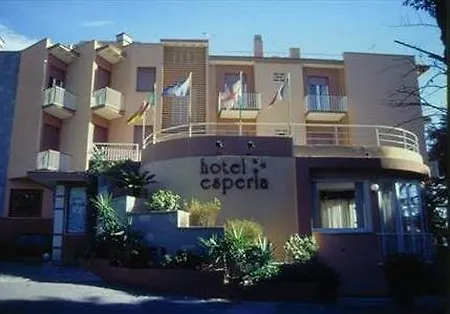 Esperia מלון