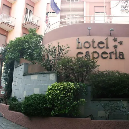Esperia מלון